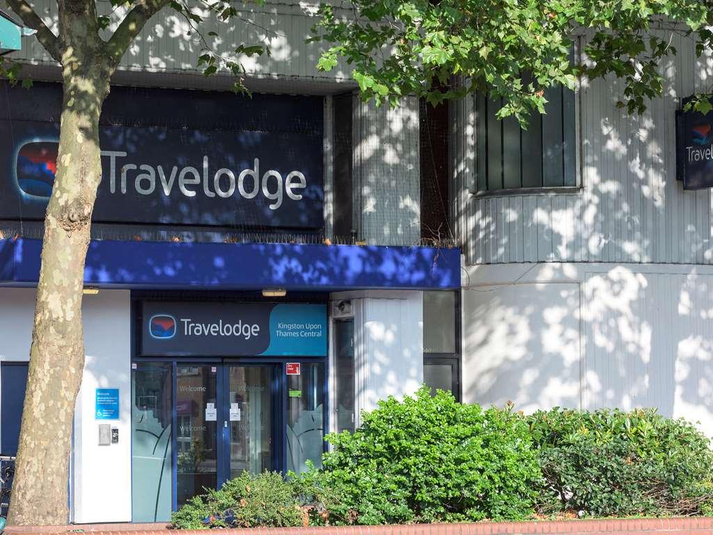 Travelodge Kingston Upon Thames Central London Bagian luar foto